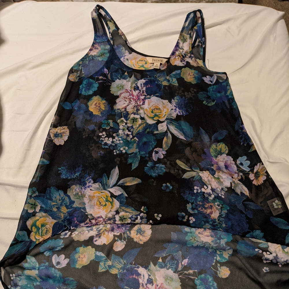 Floral top